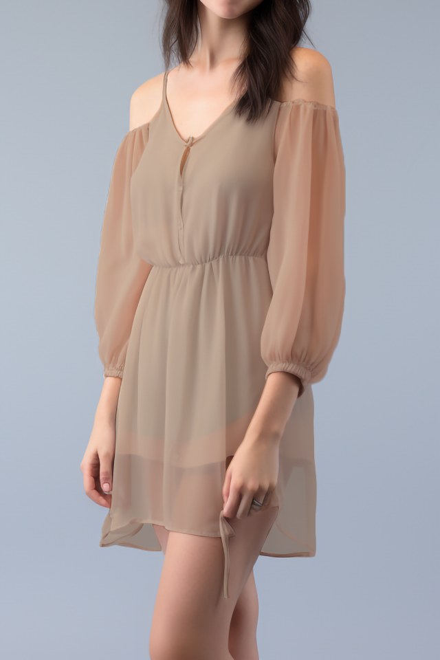 Amberkleurige chiffon mini-jurk met koude schouders