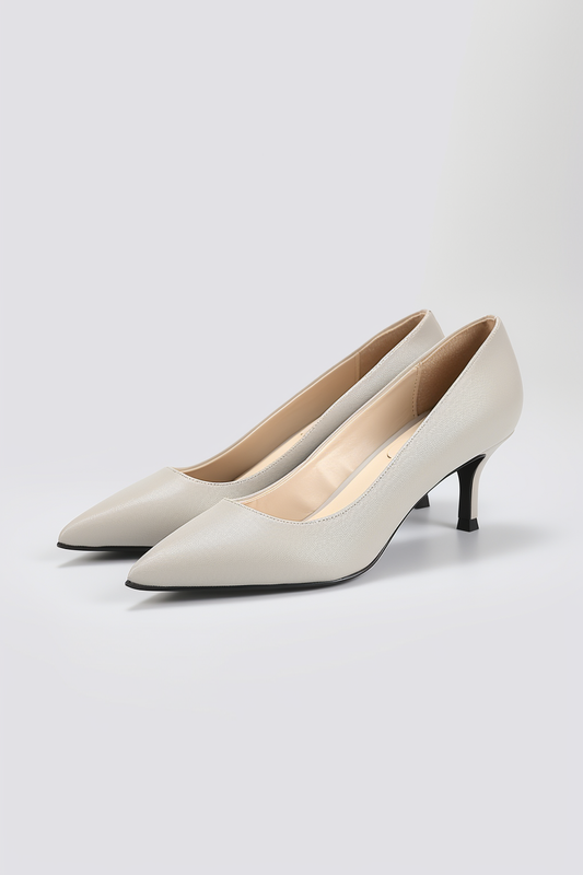 Myrine puntige teen kitten heels